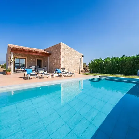 Finca In Buger With Pool Near Alcudia Beach Semesterbostad