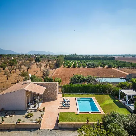 Finca In Buger With Pool Near Alcudia Beach